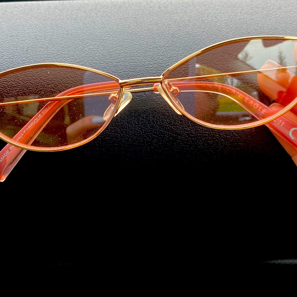 PINK SUNNIES